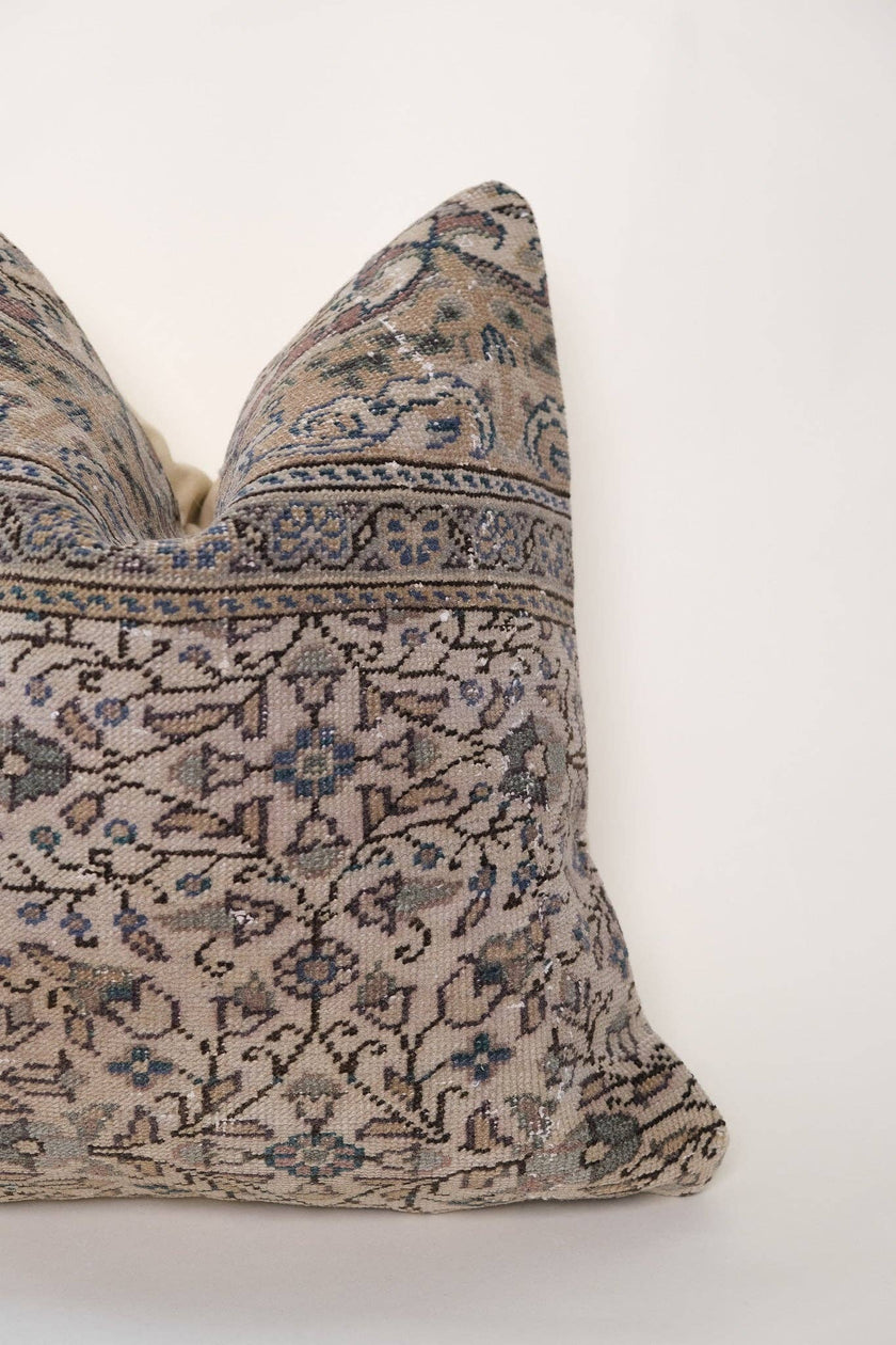 Suley Turkish Vintage Rug Pillow No.1 (20X20)