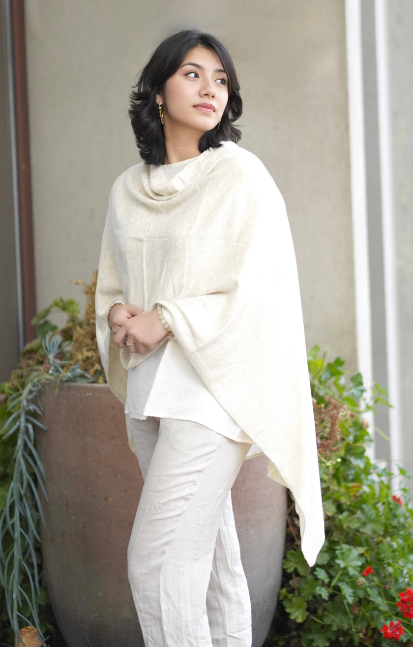 Cashmere Poncho Ivory