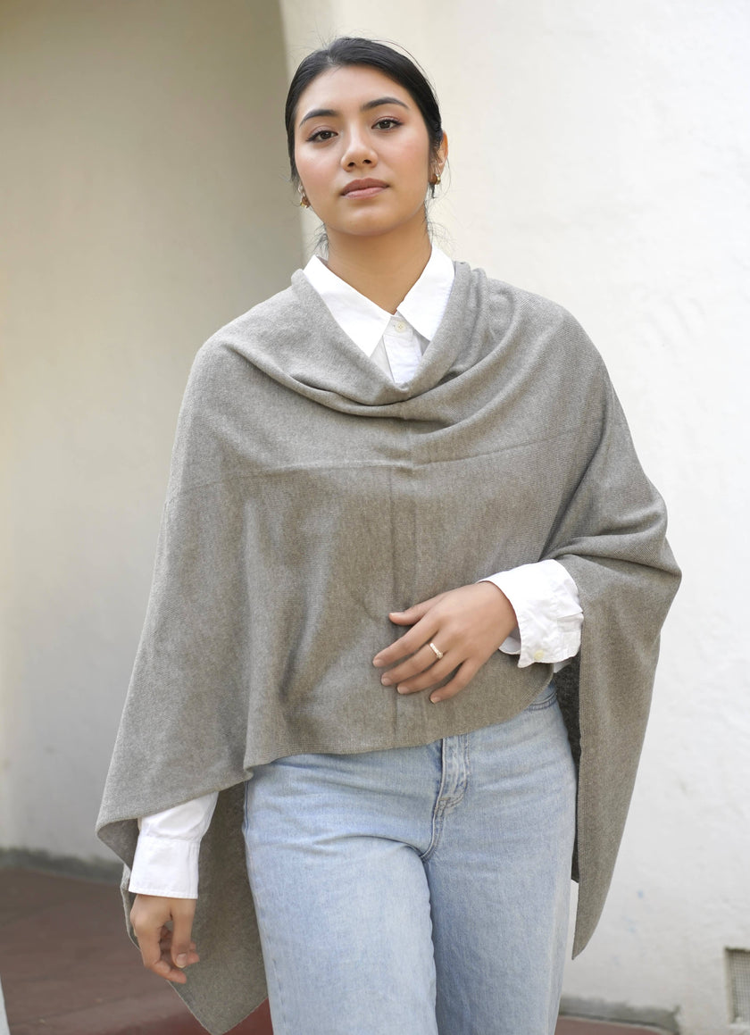 Cashmere Poncho Lotta Grey (Taupe-Grey)