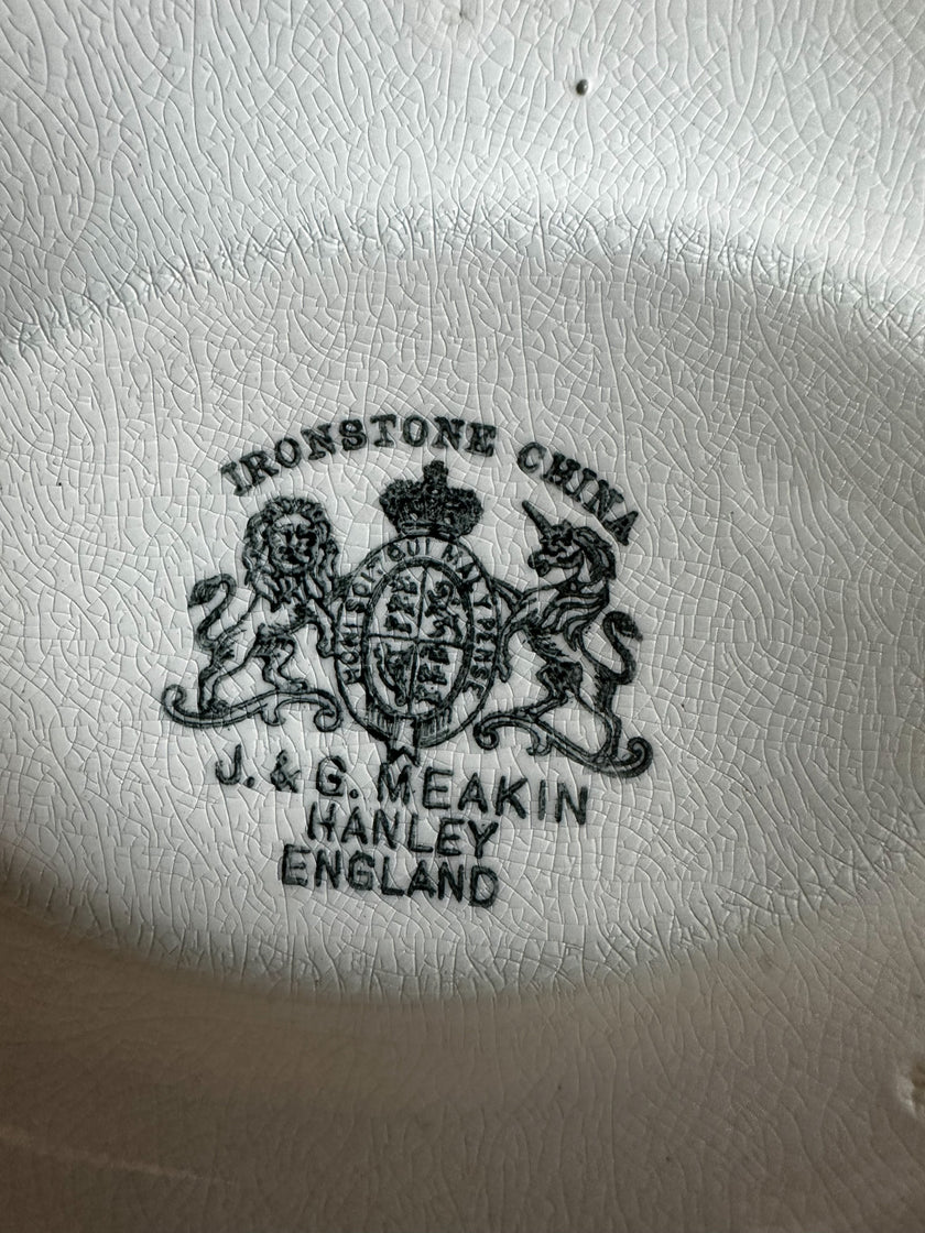 J & G Meakin Hanley England White Ironstone Covered Serving Dish