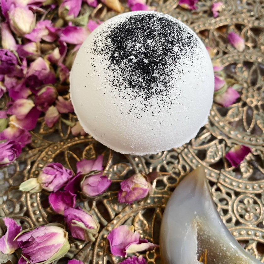 Luxury Floral Foaming Bath Bomb