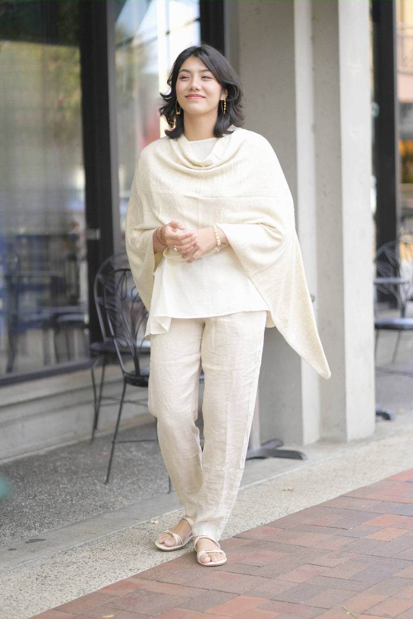 Cashmere Poncho Ivory