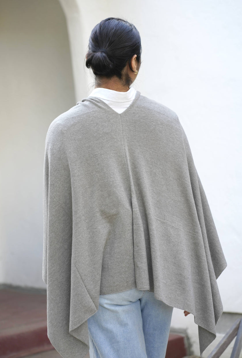 Cashmere Poncho Lotta Grey (Taupe-Grey)