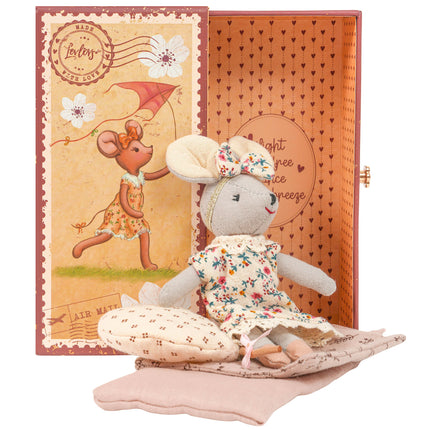 Levlovs Mouse Chloe in Stamp Holder Box with Bedding  