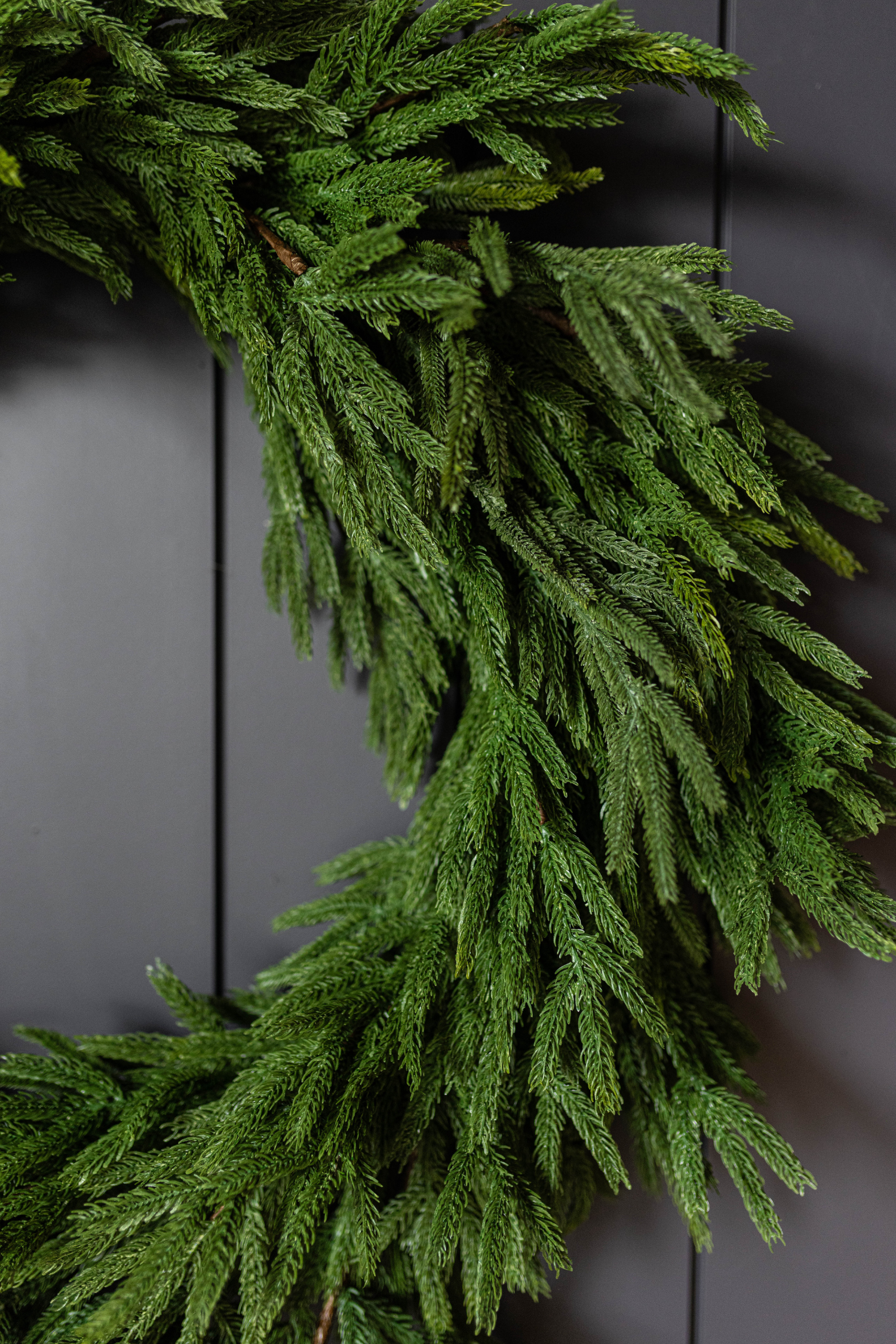 Norfolk Full Real Touch Wreath - 34