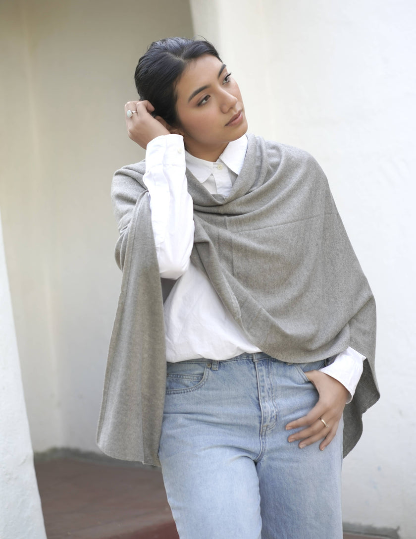 Cashmere Poncho Lotta Grey (Taupe-Grey)