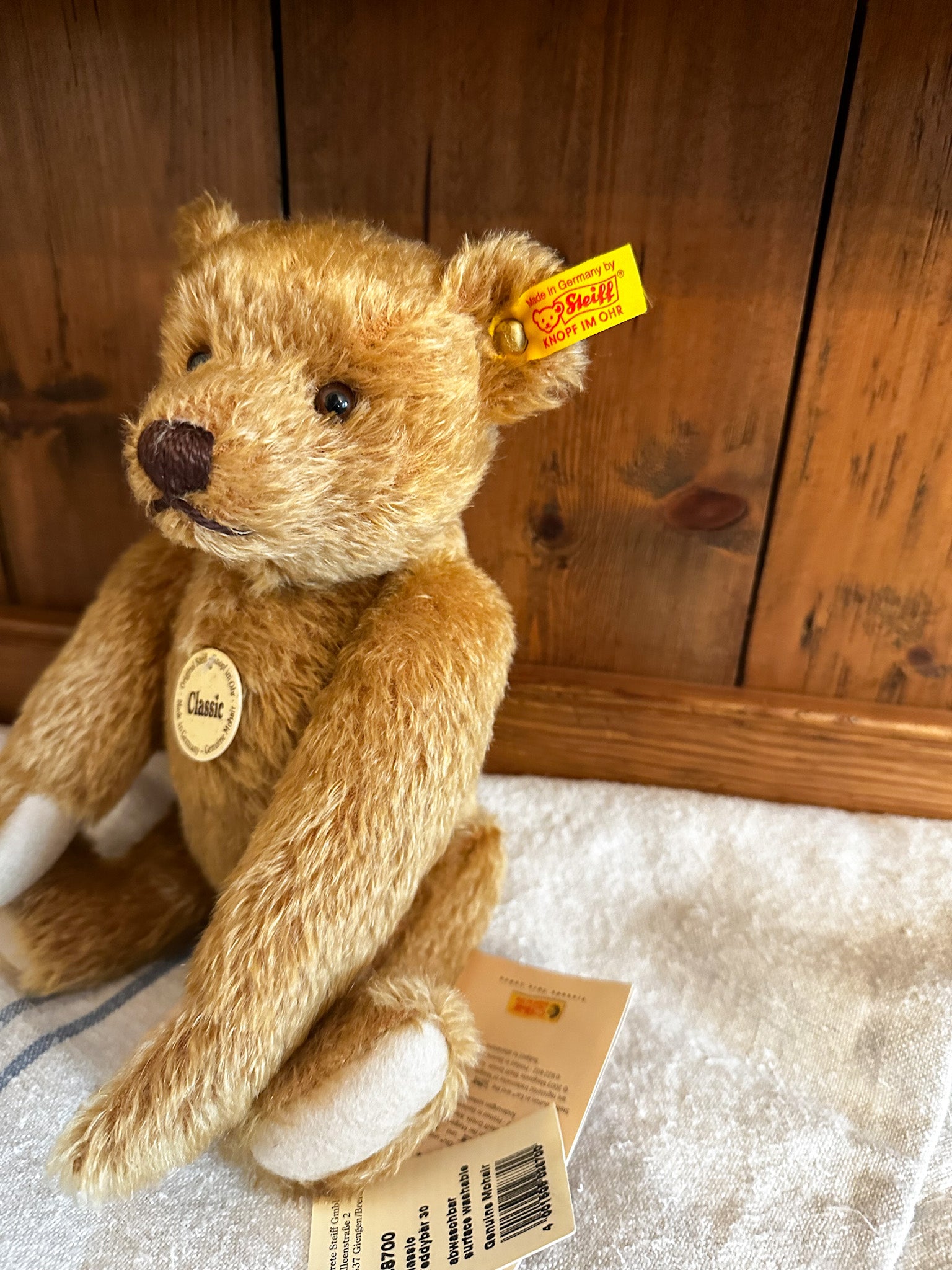 Classic Series Genuine Steiff Mohair Fully Jointed Bear Model No. 028700 W/ Button And Tags