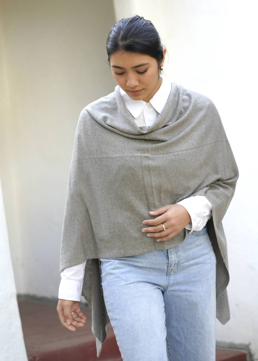 Cashmere Poncho Lotta Grey (Taupe-Grey)