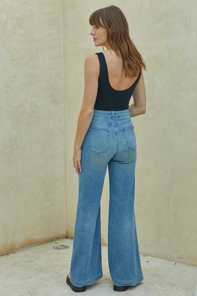 Double Layered Seamless U-V Neck Sleeveless Bodysuit